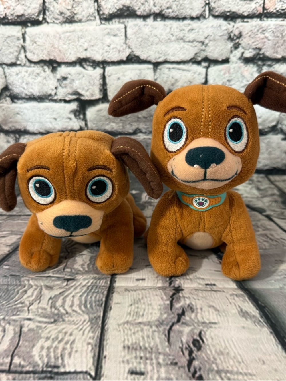 Disney’s Doc McStuffins Set Of 2 "Findo" the Dog Plush Toys (DSPL-01-02)